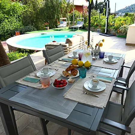 Oasis - Sea View Pool, * سانريمو
