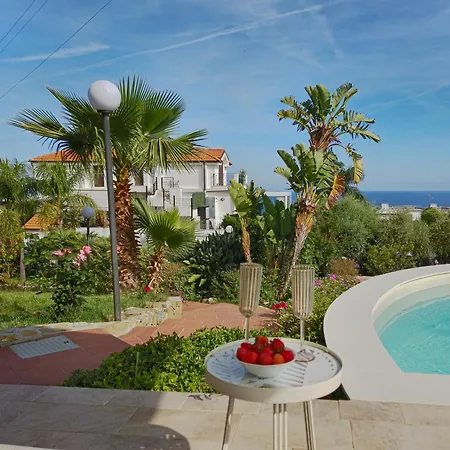 Oasis - Sea View Pool,