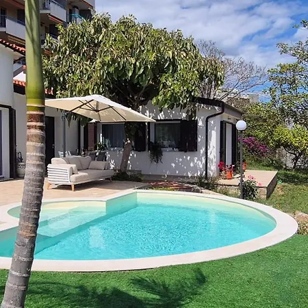 Willa Oasis - Sea View Pool, San Remo